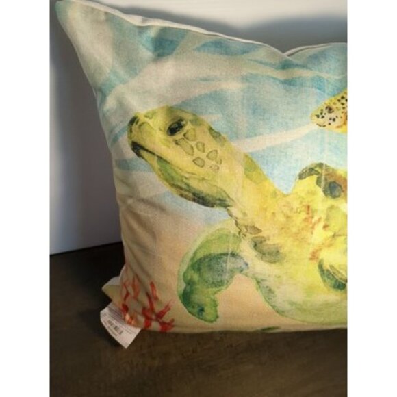 Pier 1 imports Sea Turtle Throw Pillow Underwater Aquatic Beach 20”x20” New - Picture 2 of 10